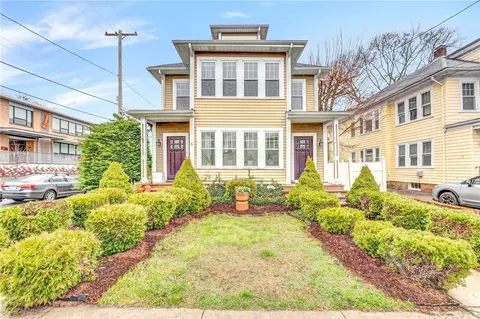 15 Slater Ave, Providence, RI 02906