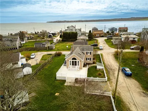 46 Tony St, Tiverton, RI 02878