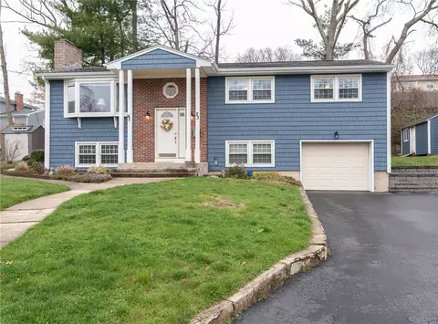23 Esther Dr, North Providence, RI 02911