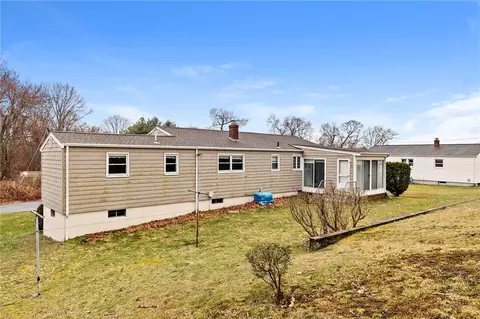 Exterior - 18 Carant Rd, Warwick, RI 02889 photo 6 of 6