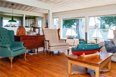 Living - 12 Waterfront Dr, Warwick, RI 02889 photo 5 of 5