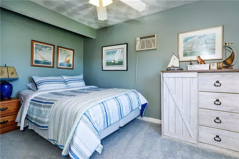 Bedroom - 12 Waterfront Dr, Warwick, RI 02889 photo 1 of 3