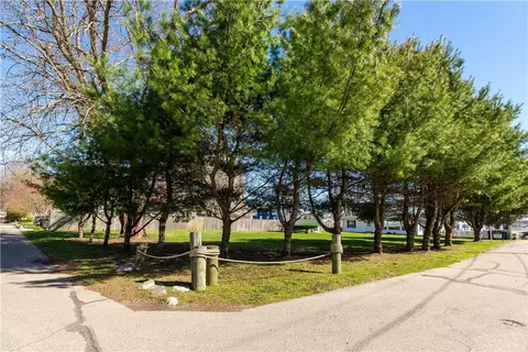 View/Area - 12 Waterfront Dr, Warwick, RI 02889 photo 9 of 11