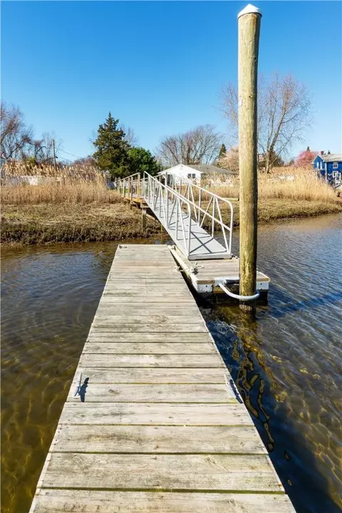 View/Area - 12 Waterfront Dr, Warwick, RI 02889 photo 8 of 11