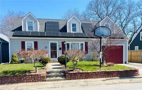 71 Columbia Ave, Coventry, RI 02816