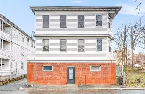 58 Veazie St, Providence, RI 02908