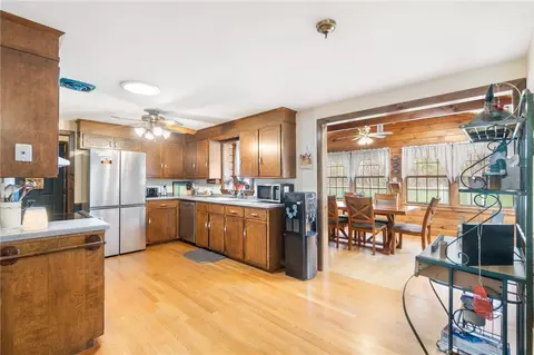 Kitchen - 59 Halsey Rd, Woonsocket, RI 02895 photo 3 of 4