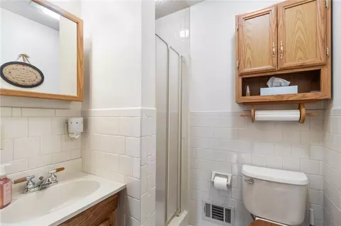 Bath - 59 Halsey Rd, Woonsocket, RI 02895 photo 1 of 1