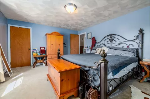 95 Reed St, Warwick, RI 02886 photo 8