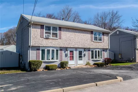 95 Reed St, Warwick, RI 02886 photo 2