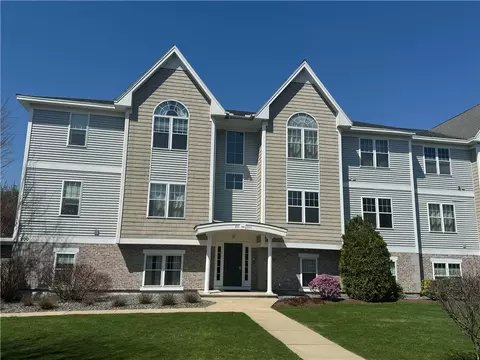200 Roger Williams Ave #204, Rumford, RI 02916
