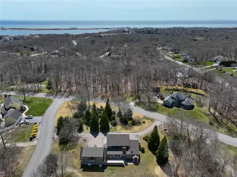 View/Area - 2 Orleans Ct, Westerly, RI 02891 photo 2 of 4