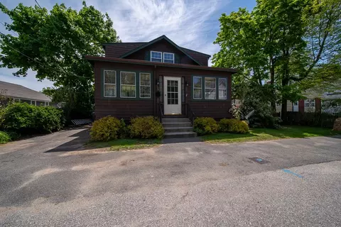 178 Washington St, Warwick, RI 02888