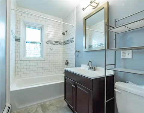 Bath - 52 Fairlawn Ave, Woonsocket, RI 02895 photo 2 of 3