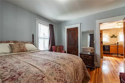 Bedroom - 52 Fairlawn Ave, Woonsocket, RI 02895 photo 2 of 5