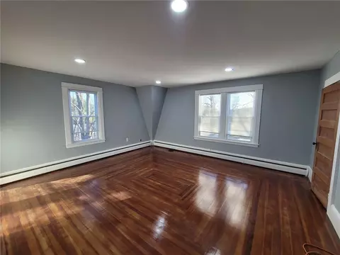 166 Nursery Ave, Woonsocket, RI 02895 photo 3