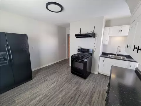 166 Nursery Ave, Woonsocket, RI 02895 photo 12
