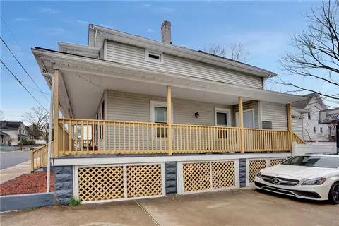 Exterior - 527 Fairmount St, Woonsocket, RI 02895 photo 4 of 7