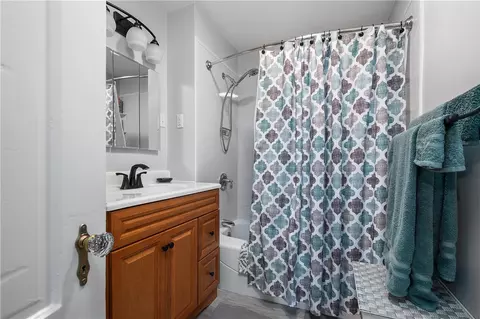 Bath - 113 Cleveland St, Woonsocket, RI 02895 photo 1 of 2