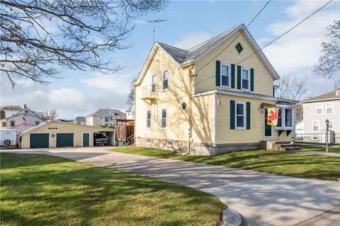 Exterior - 113 Cleveland St, Woonsocket, RI 02895 photo 1 of 11