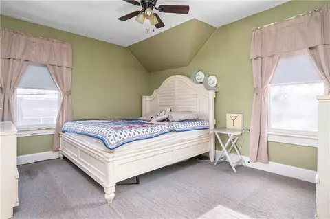 Bedroom - 113 Cleveland St, Woonsocket, RI 02895 photo 4 of 4