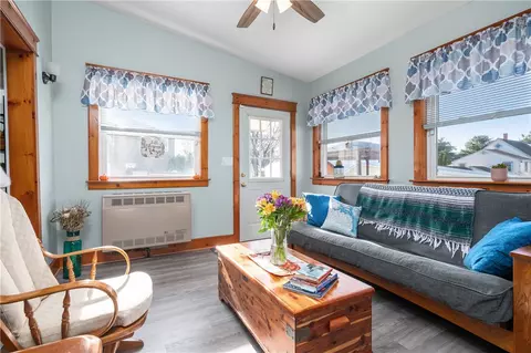 Living - 113 Cleveland St, Woonsocket, RI 02895 photo 2 of 4