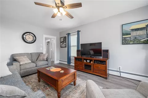 Living - 113 Cleveland St, Woonsocket, RI 02895 photo 3 of 4