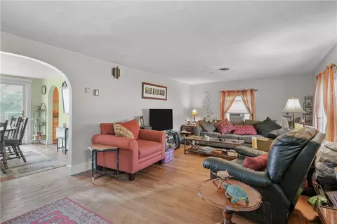 11 Haswill St, Warwick, RI 02889 photo 17
