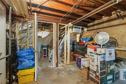 11 Haswill St, Warwick, RI 02889 photo 32