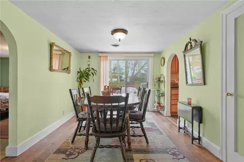 11 Haswill St, Warwick, RI 02889 photo 9