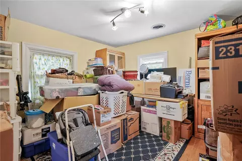 11 Haswill St, Warwick, RI 02889 photo 14