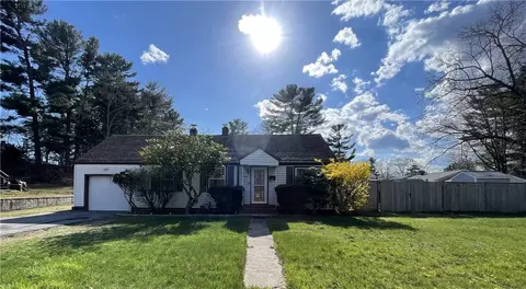 287 Arnold Rd, Coventry, RI 02816