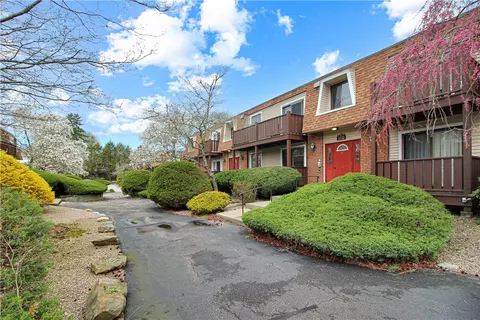 27 School St #3, Westerly, RI 02891 photo 14