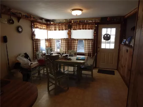 Dining - 3 Bowdish Way, Glocester, RI 02814 photo 2 of 2