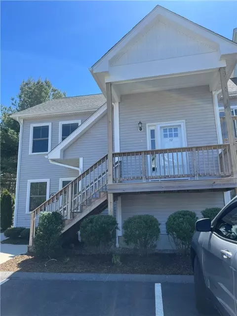 15 Jupiter Ln #F, Richmond, RI 02898