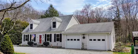 6 Dolores Ct, Smithfield, RI 02814
