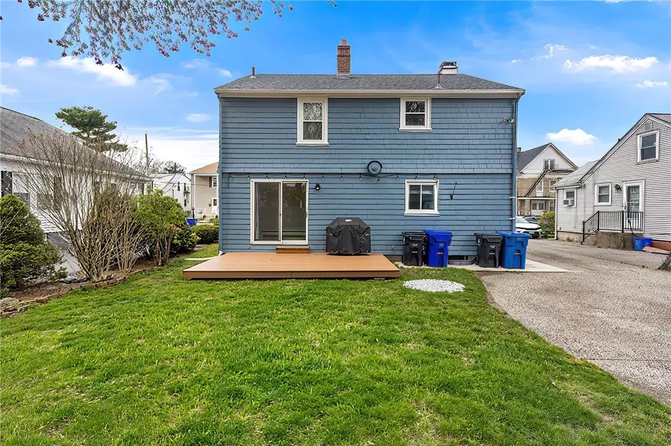 Exterior - 44 Slater Park Ave, Pawtucket, RI 02861 photo 4 of 10
