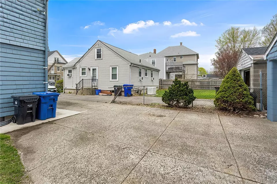 Exterior - 44 Slater Park Ave, Pawtucket, RI 02861 photo 9 of 10