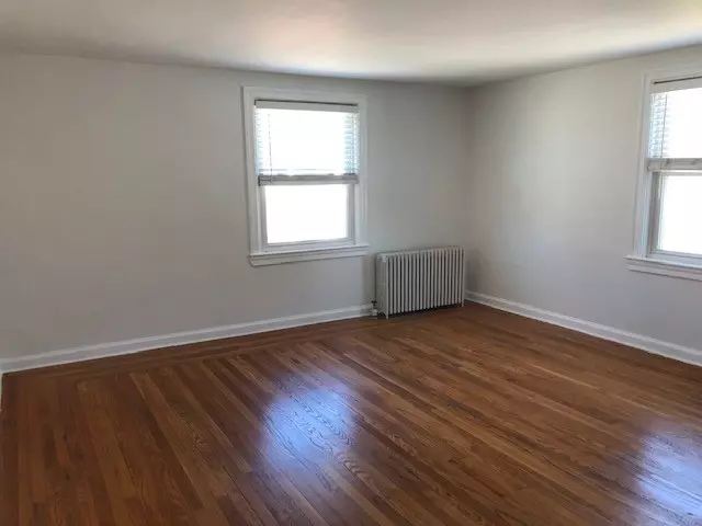Living - 44 Slater Park Ave, Pawtucket, RI 02861 photo 6 of 7