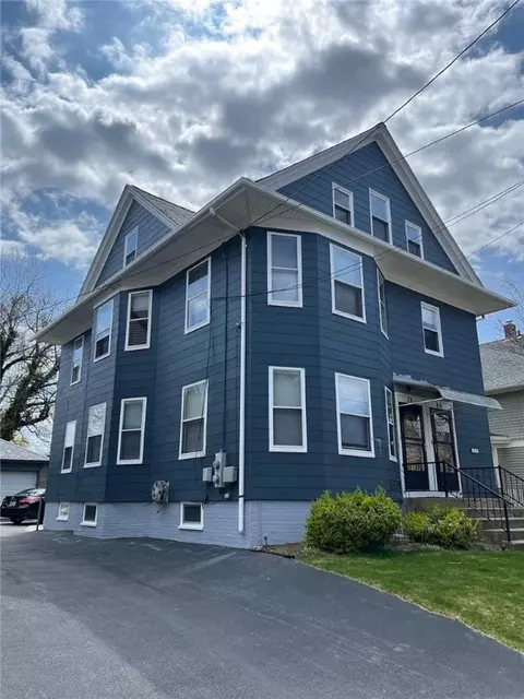 78 Massasoit Ave, Cranston, RI 02905