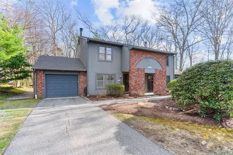 1 Grouse Trl #A, Smithfield, RI 02917