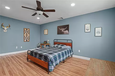 Bedroom - 19 Prudence Ln, Warren, RI 02885 photo 12 of 13