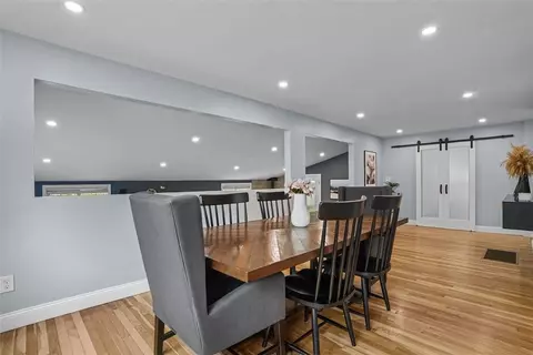 Dining - 19 Prudence Ln, Warren, RI 02885 photo 3 of 8