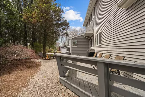 Exterior - 19 Prudence Ln, Warren, RI 02885 photo 8 of 10