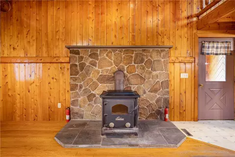 Exterior - 92 Killingly Rd, Foster, RI 02825 photo 7 of 8