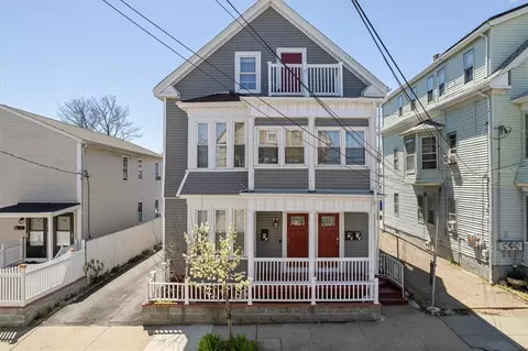 118 Hanover St, Providence, RI 02907