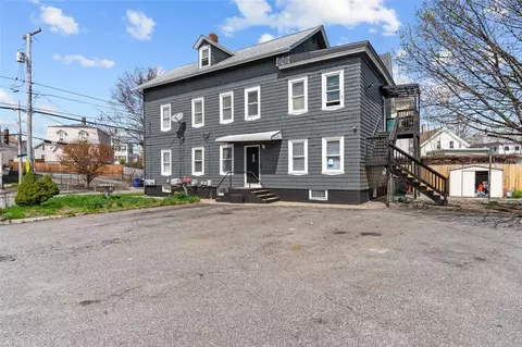 Exterior - 804 Main St, Pawtucket, RI 02860 photo 4 of 7