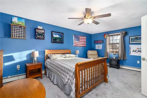 Bedroom - 5 Jerome Ave, Warwick, RI 02889 photo 1 of 8