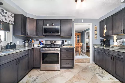 Kitchen - 5 Jerome Ave, Warwick, RI 02889 photo 4 of 6
