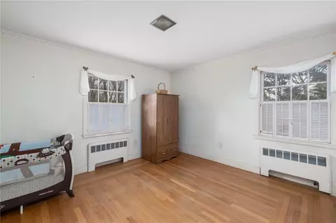 Living - 2 Lansdowne Rd, Warwick, RI 02888 photo 7 of 7